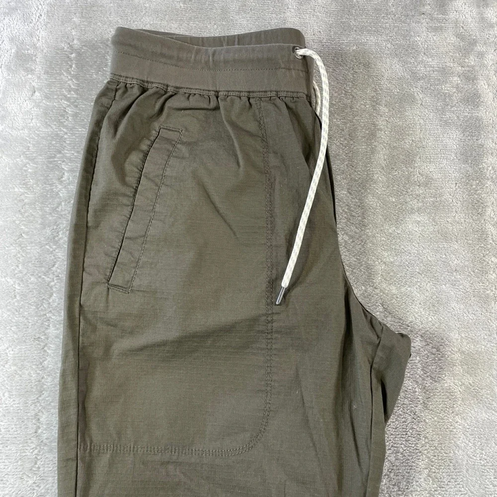 Vuori Ripstop Climber Jogger Pants Womens Medium Green Outdoor Stretch Casual